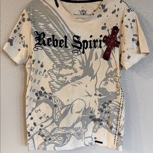 Rebel Spirit Tee with Graphic Design - Cream and Gray
